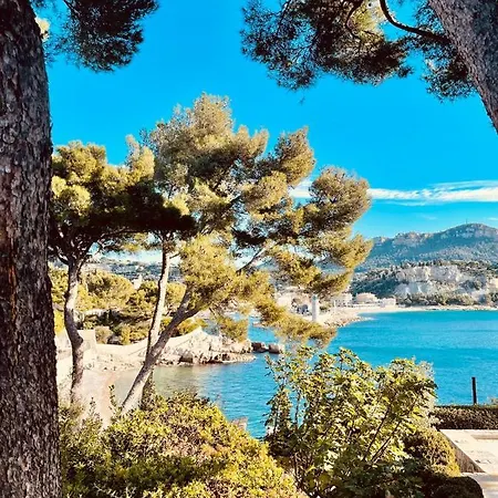 Apartment Au Bord De L'eau Climatise Avec Terrasse Et Vue A 40m De La Cassis